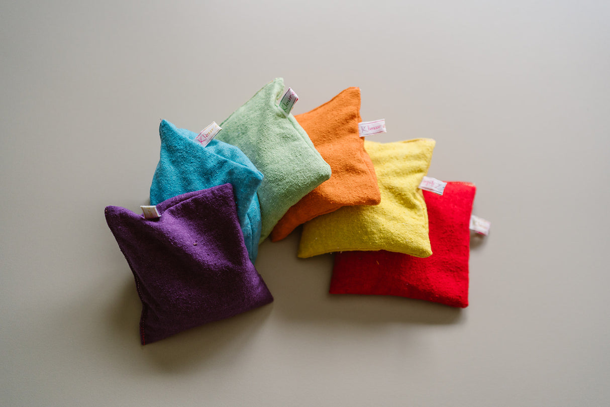 Regenboog pittenzakjes set zijde sensorisch speelgoed