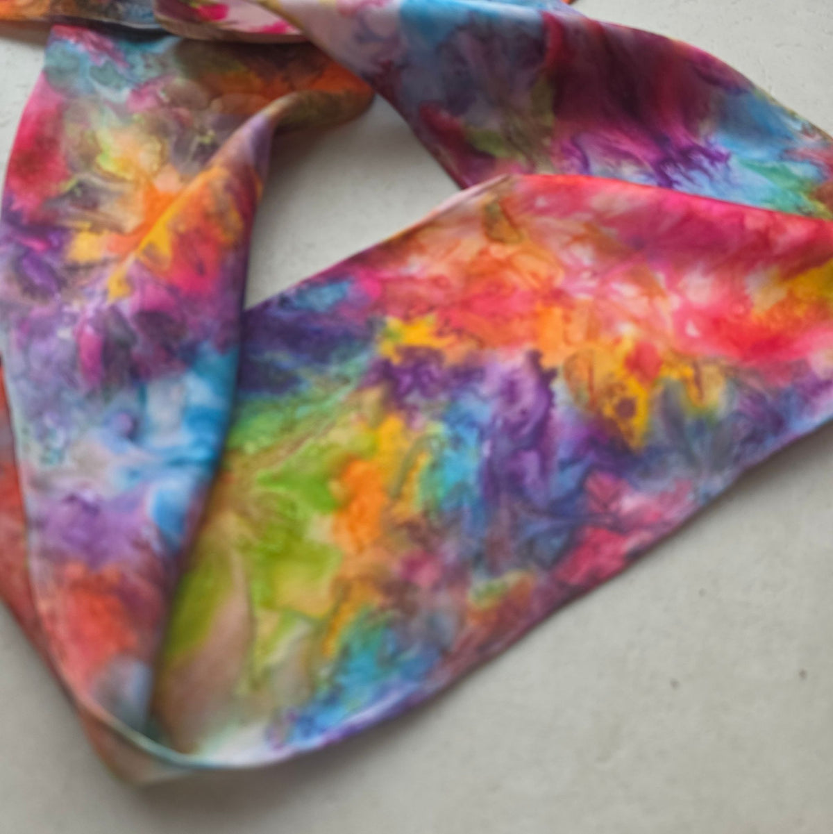 Zijden haarlint TussenRegenIn - 150x10 cm - regenboogtinten