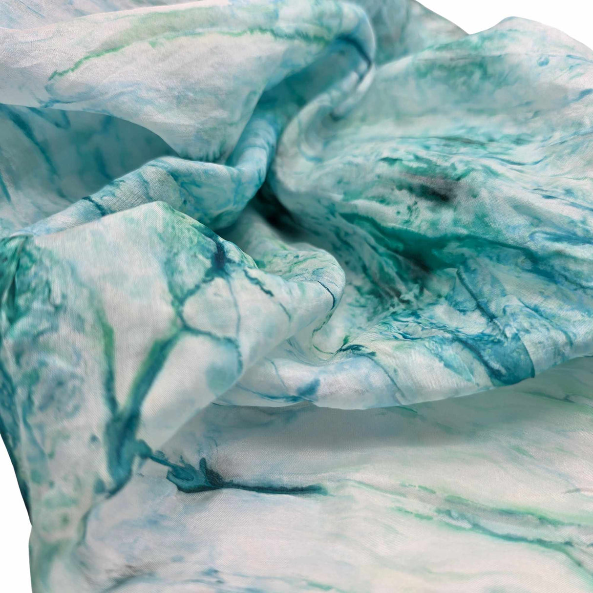 Handgeschilderde zijden sjaal Mijn Kleuren 180x45 cm blauw- en mintgroene tinten