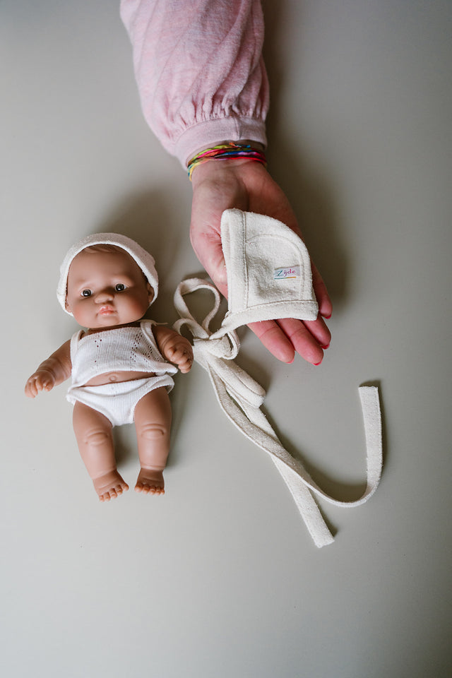 Zijden dopmutsje stilgeboren baby bourette zijde