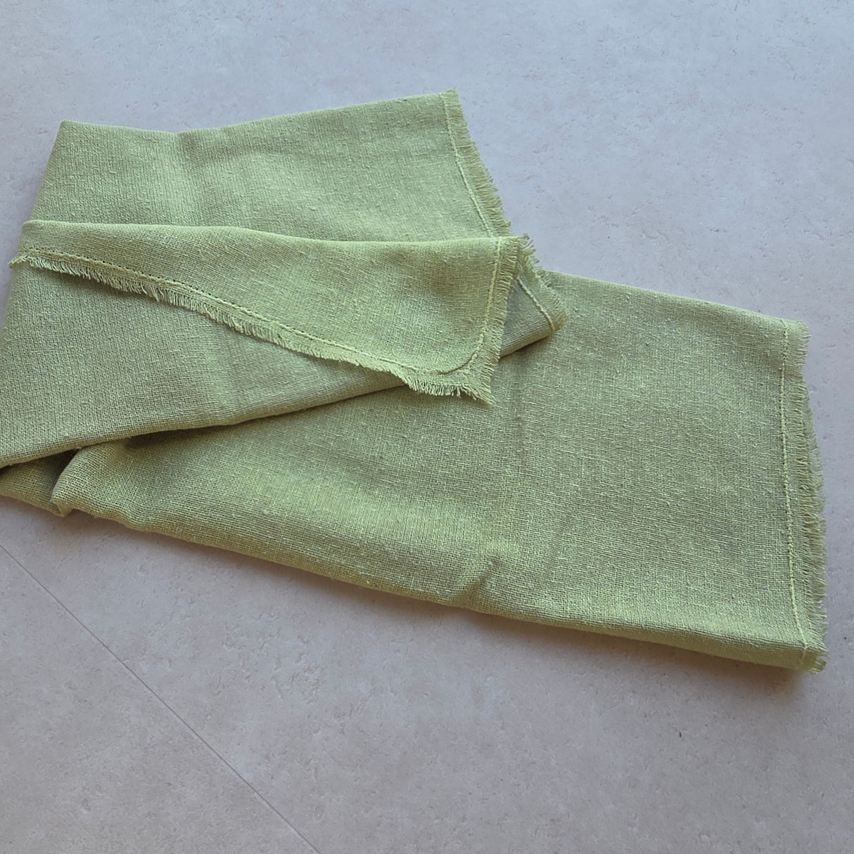 Bourettezijden doek Gras & Blaadjes – seizoenstafel & speelzijde | 52 × 52 cm