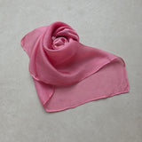 Zijden speeldoek DustyPink – oudroze dipdye handgeverfd | 45 × 45 cm