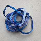 Handgeschilderd zijden armbandje Ga maar dromen blauw
