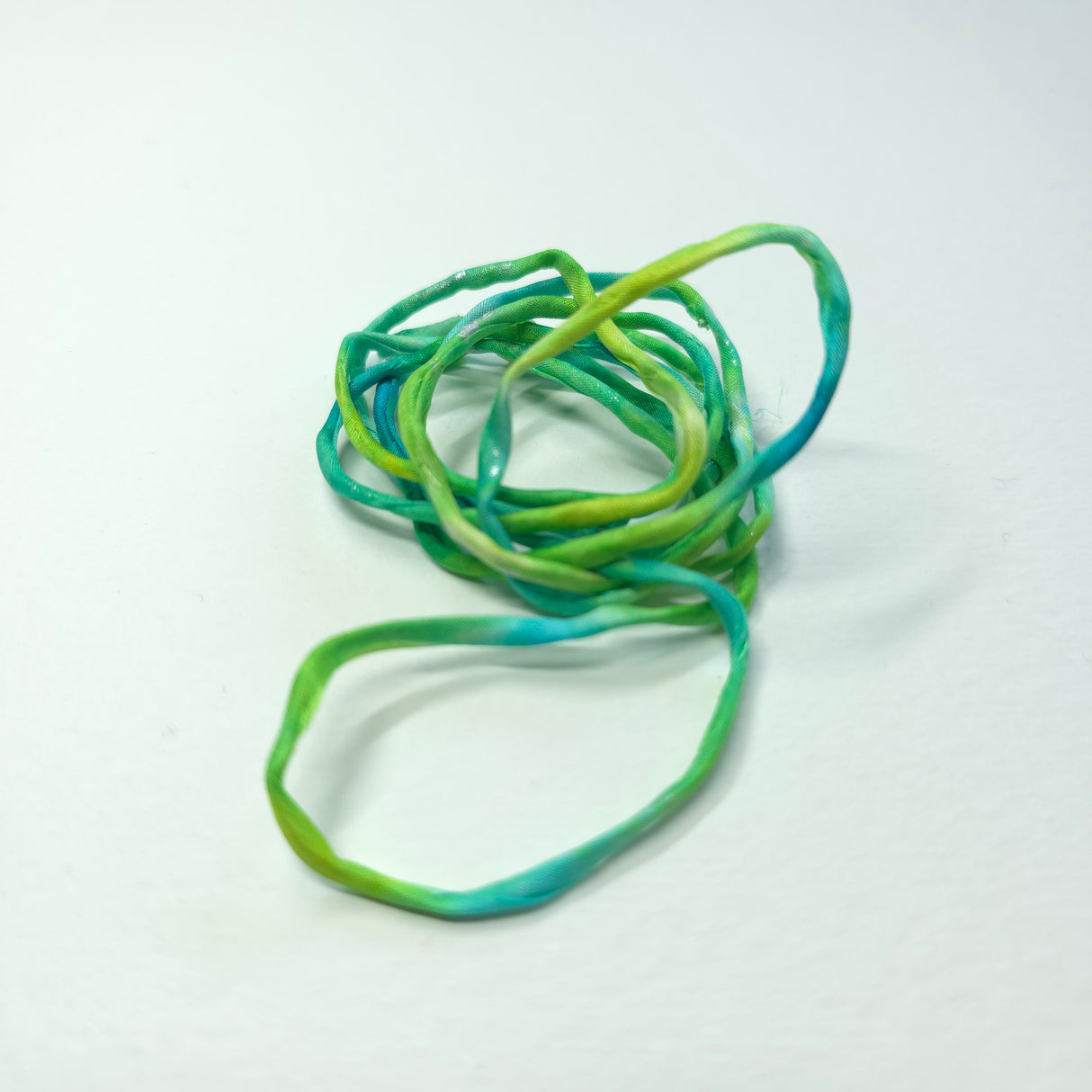 zijden armbandje groen blauw zilver handgeschilderd groei