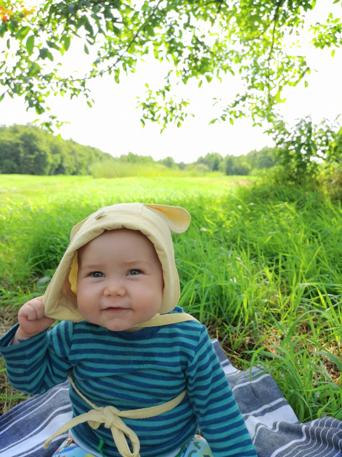 Zijden baby bonnet zon – UV bescherming bourette zijde