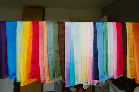 handgeschilderde zijden sjaal doek effen kleur