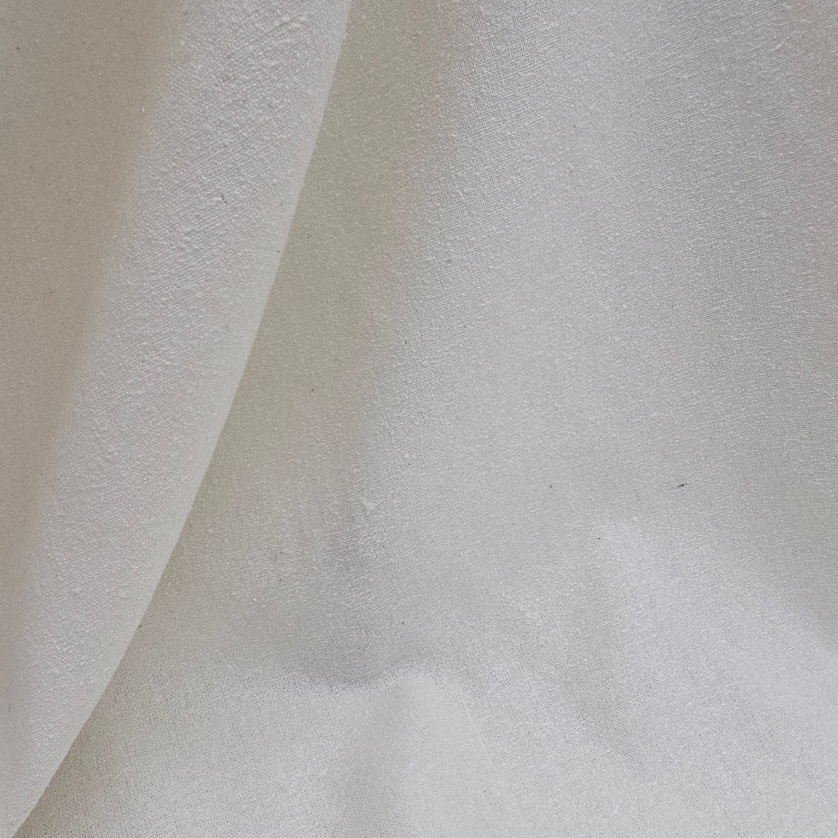bourette zijde stof naturel 140 cm breed matte structuur