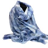 Handgeschilderde zijden sjaal Moonshine 200x90 cm blauwtinten